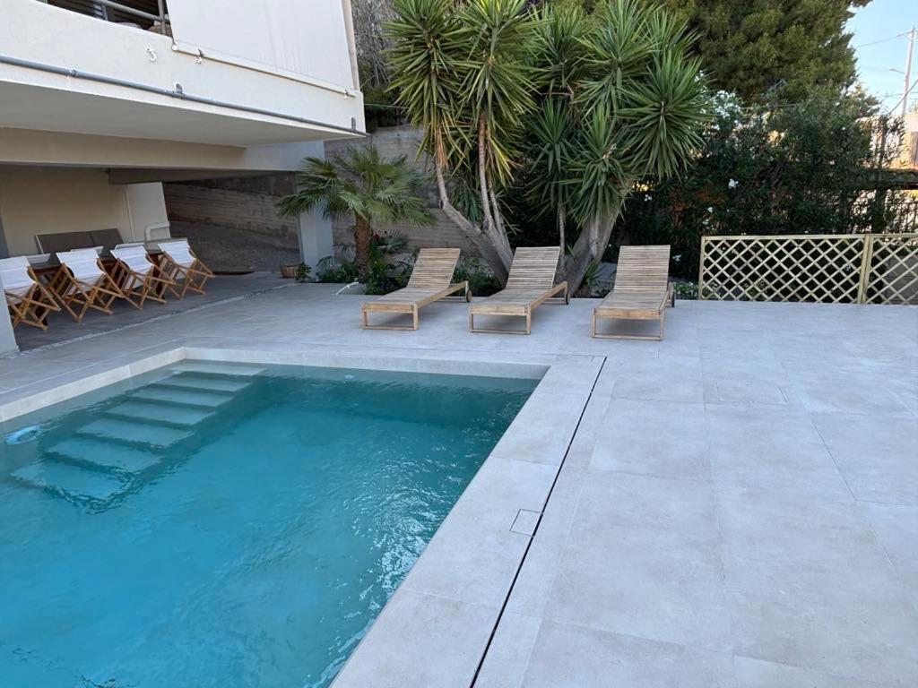 Waves Villa Anavyssos Exterior photo